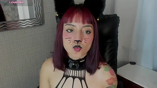دردشة miahills__ الجنسية المباشرة
