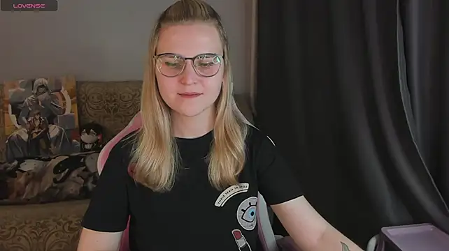 MissBrightShine's Live XXX Chat