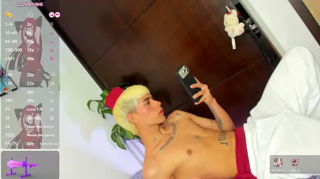 lukasstrong_n Live XXX chat