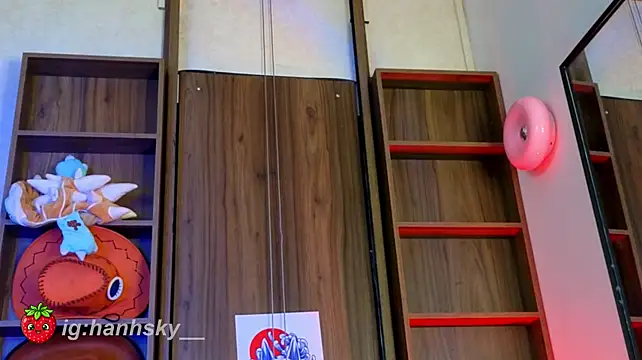 HannahSky_ Chat XXX live