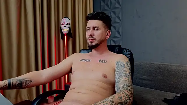 LoganStroud Chat XXX in diretta