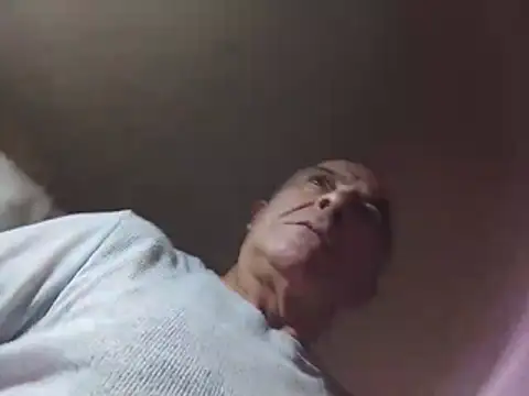 XXX chat uživo modela Miriamo