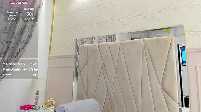 Adrien_Monteiro Adlı Modelin Canlı XXX Sohbeti