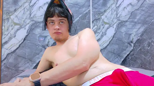 EthanCross__ Live XXX Chat