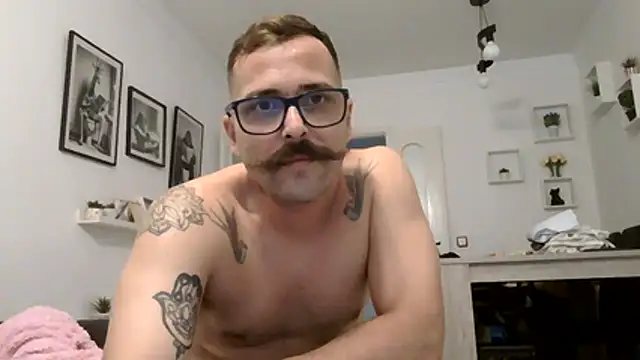 yanick931 Live XXX-Chat