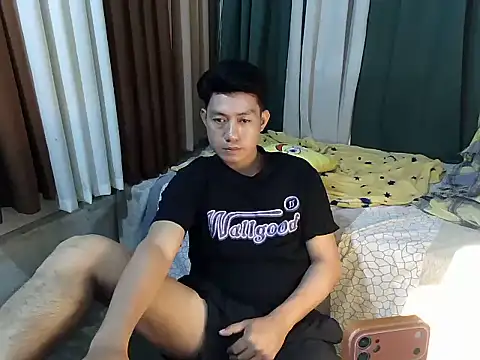 Živý XXX chat xshyboyx
