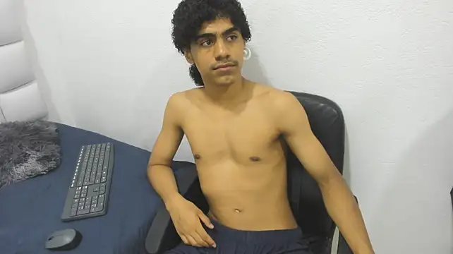 Malcom_Foxx Live XXX-Chat