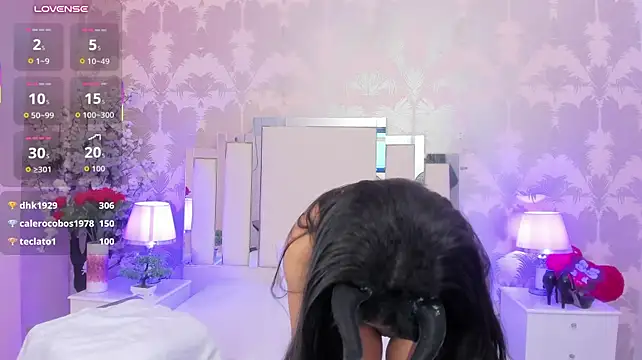 lauramartin1's Live XXX Chat