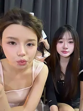 tutuya01's Live XXX Chat