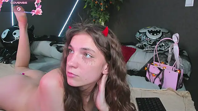 Онлайн чат XXX Ella_Fex