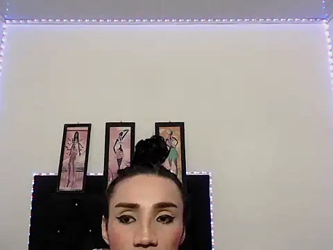 Онлайн чат XXX natashat_lorent