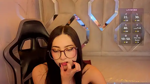 Онлайн чат XXX Skyhoney_tp