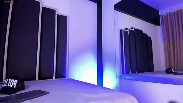 XXX chat uživo modela Miaa_Monroe1