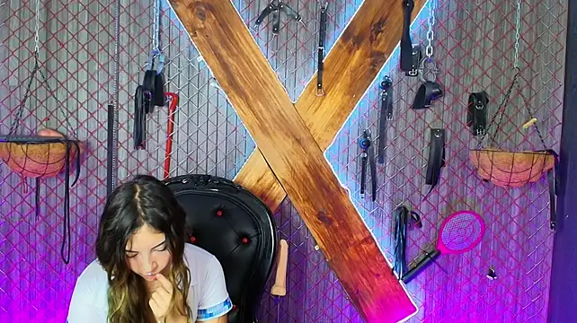 Chat XXX ao vivo de stefany_slave_bdsm