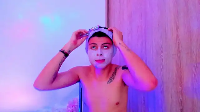 Онлайн чат XXX lu_blake_
