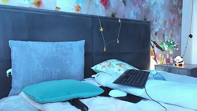 Онлайн чат XXX ArinaGracefull