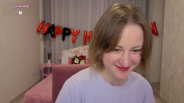 LuluChiiii's Live XXX Chat