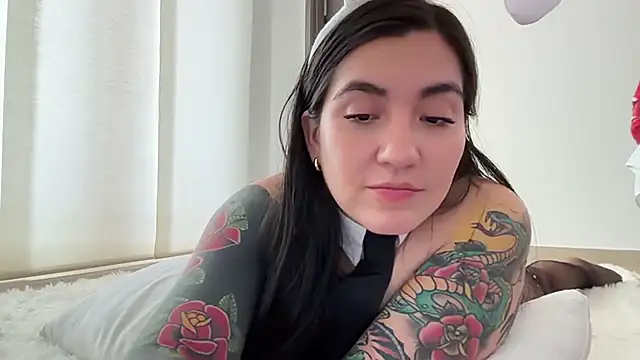KathiaJenner's Live XXX Chat