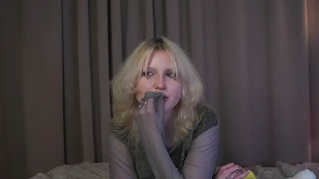 Онлайн чат XXX RaymondMartineze