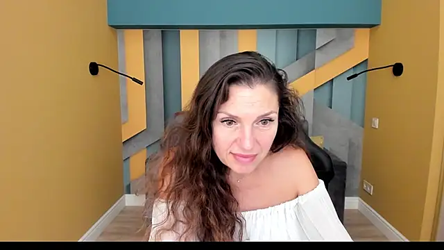 Chat XXX en directo de EllaLong