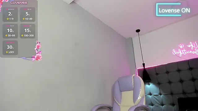 scarletcherry18 现场XXX聊天
