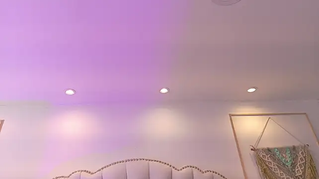 AriaStonne's Live XXX Chat
