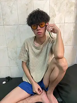YT_11 live XXX chat