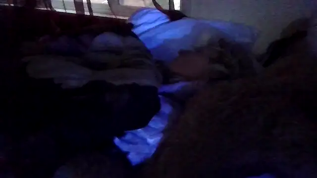 GiggleCatalyst live XXX chat