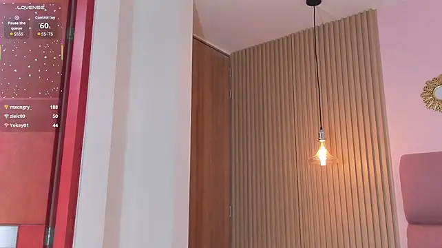 Онлайн чат XXX AriaLuxx_