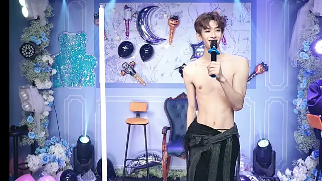 Zouzouboy-001 live XXX chat