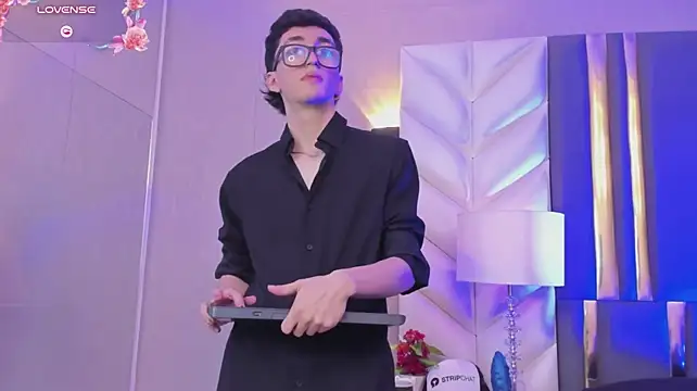 Živý XXX chat GaelDuke
