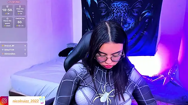 Nicolle_Ruizz – Live XXX-chat