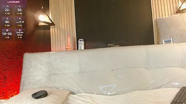 Nini1126 现场XXX聊天
