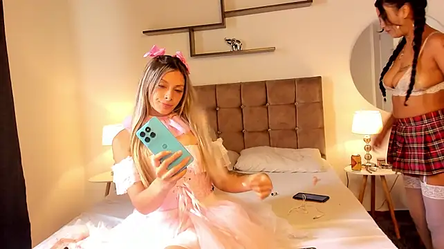 Chat XXX en directo de AliceColin