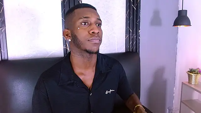 دردشة Black_Stiven الجنسية المباشرة