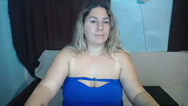Živý XXX chat MissDi96