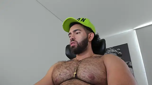 simonleon27n Live XXX chat