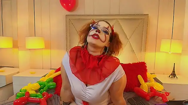 Chat +18 de MillyHotsoon ao vivo