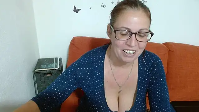 LadyHellene – Live XXX-chat