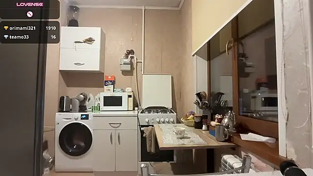 Онлайн чат XXX AngelJeni