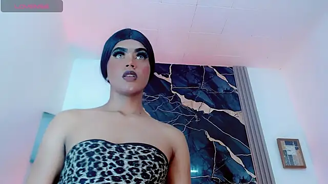 brittany_gomez_'s Live XXX Chat