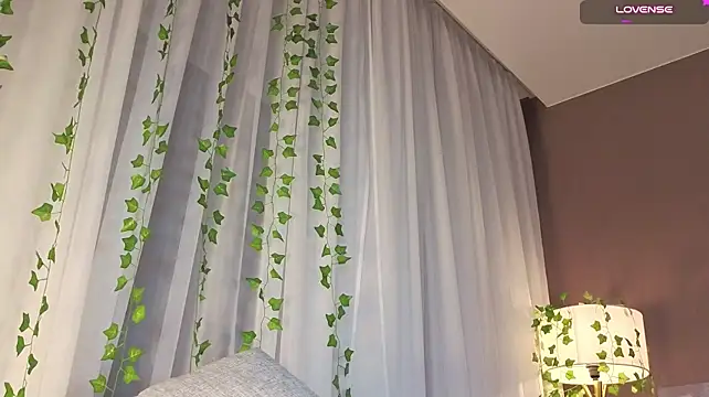 Moeraeger 现场XXX聊天