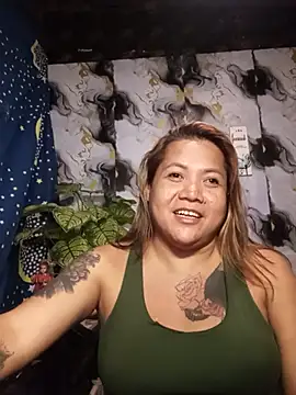 NorahMOREE's Live XXX Chat