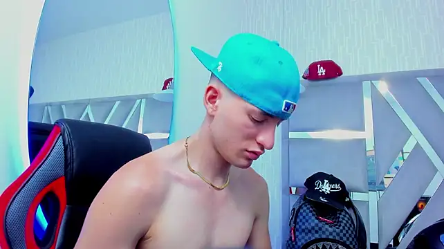 hunterheat__'s Live XXX Chat