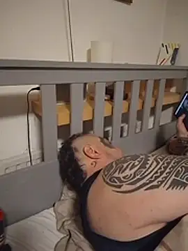 SADOMASKE – Naživo XXX chat