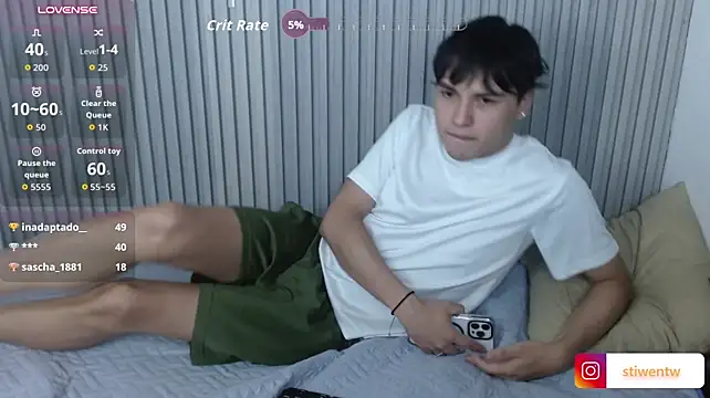 StiwenTwink Chat XXX in diretta