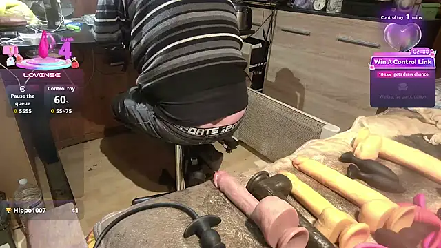misteryman1956's Live XXX Chat