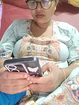 Gulapi_N লাইভ XXX চ্যাট