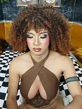 Alluring_CarmelaのライブXXXチャット