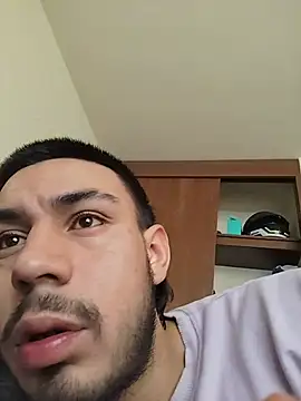Taylor_DiamondBoy live XXX chat